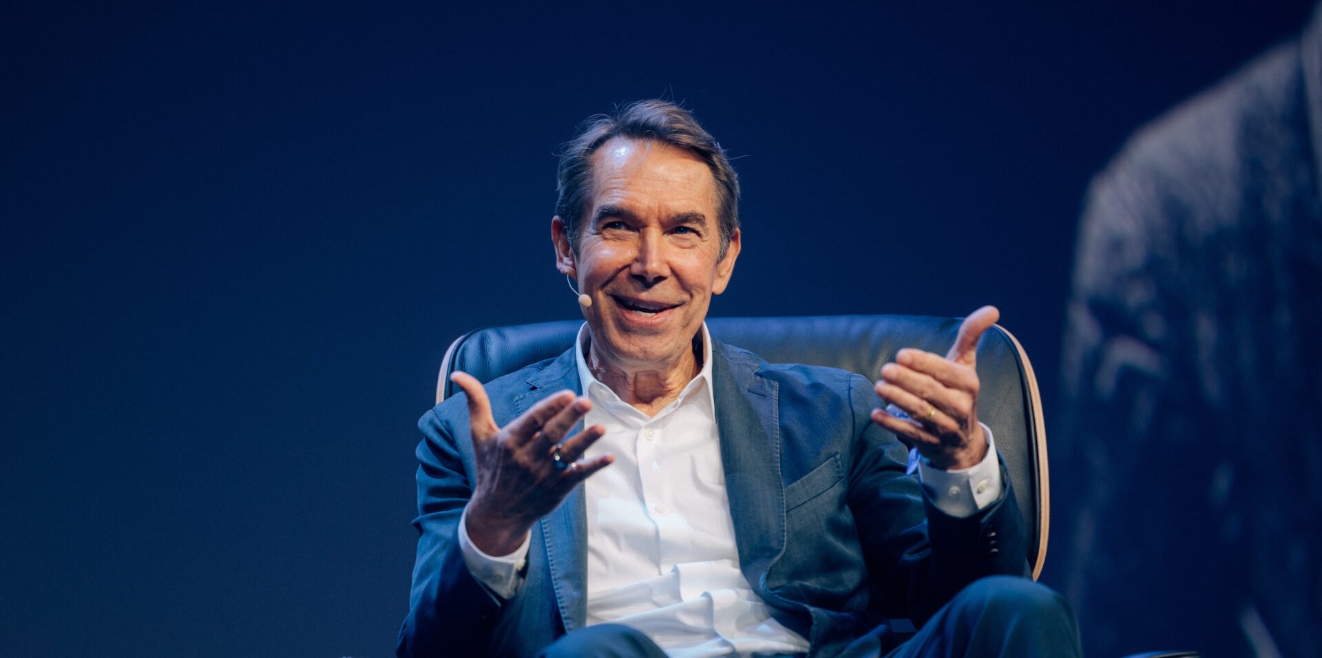 Idea & recruitment of Jeff Koons for the OMR Festival in Hamburg 2024. The talk was moderated by the best-selling author, entrepeneur and podcaster Tim Ferriss.